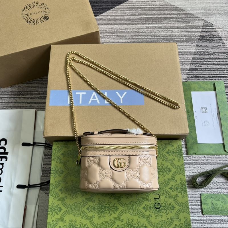 G*u*i cosmetic bags